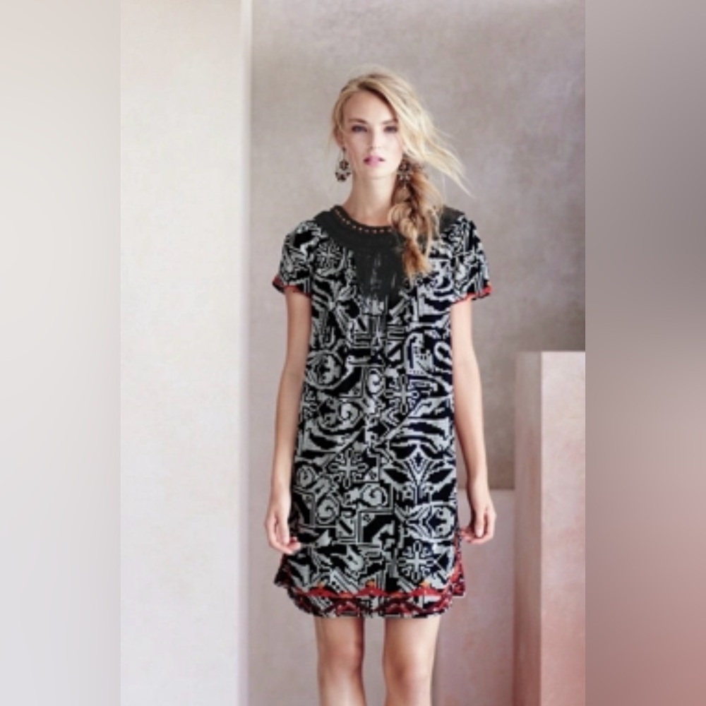 Anthropologie Abelia Dress
Floreat Sz Med